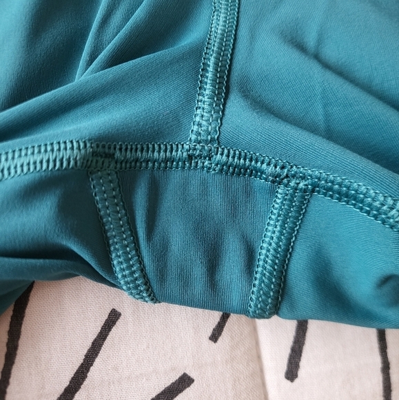 VGUC Athleta Lightening 7/8 Tight Bullard Teal Green Xsmall - Picture 10 of 16